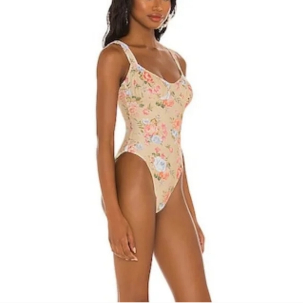 WeWoreWhat Ruched Cup One Piece Swim Bathing Suit Bikini Floral Print - Picture 5 of 10